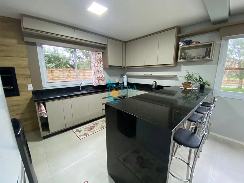 Otima residência a poucos metros do mar!: 15ª foto da galeria de imagens do imóvel