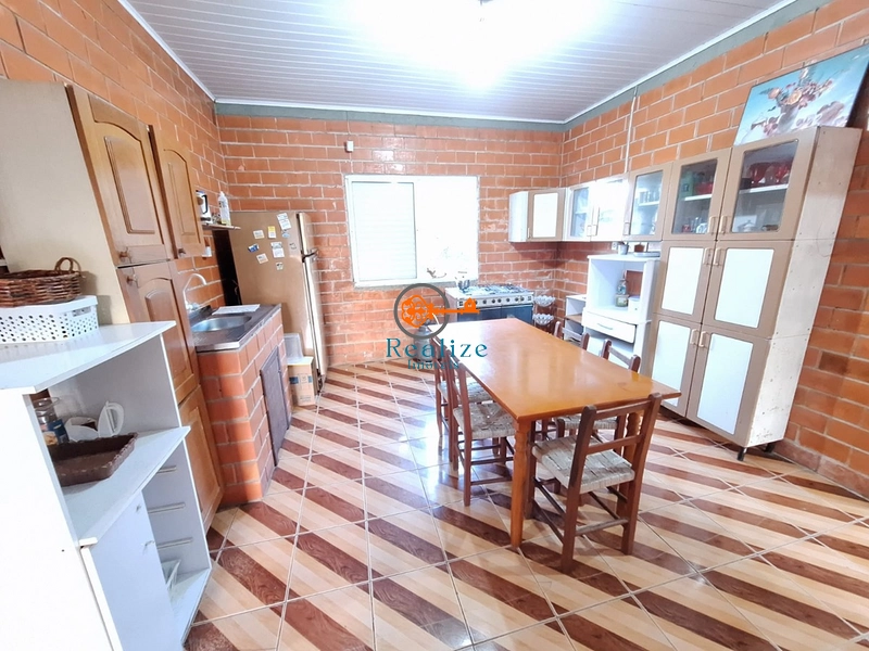 Imóvel próximo a praça da Coruja: 4ª foto da galeria de imagens do imóvel