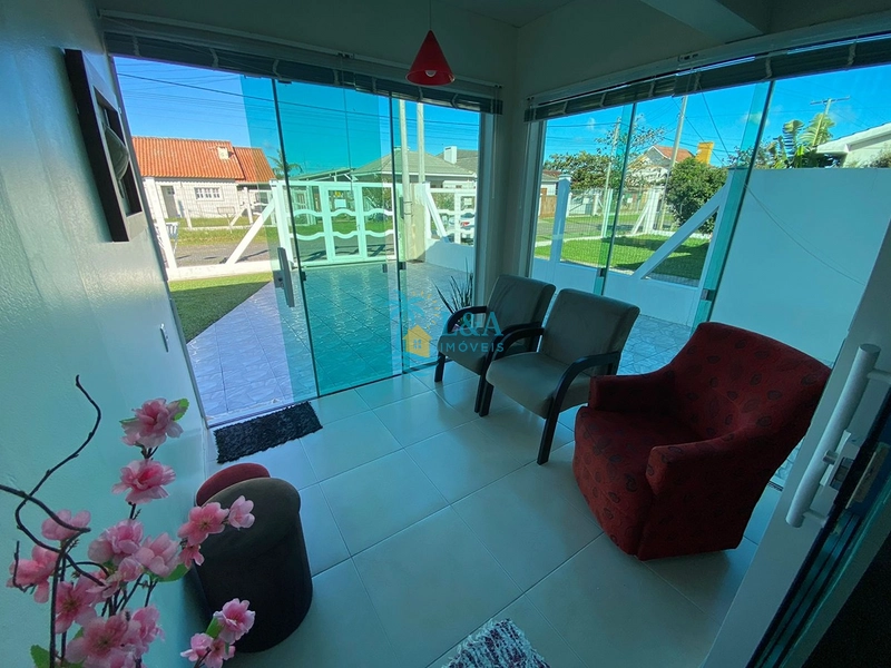 Casa a poucos metros do mar!: 5ª foto da galeria de imagens do imóvel