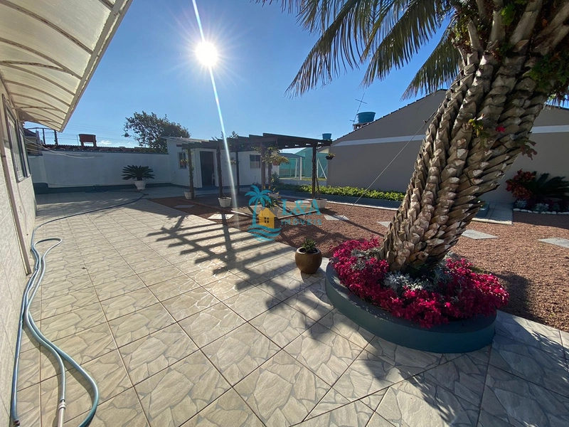 Casa a poucos metros do mar!: 32ª foto da galeria de imagens do imóvel