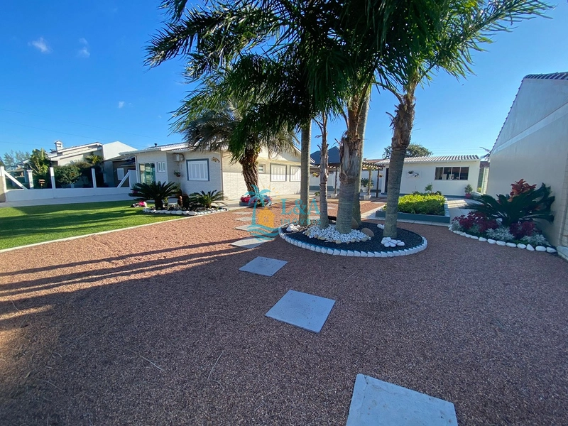 Casa a poucos metros do mar!: 35ª foto da galeria de imagens do imóvel