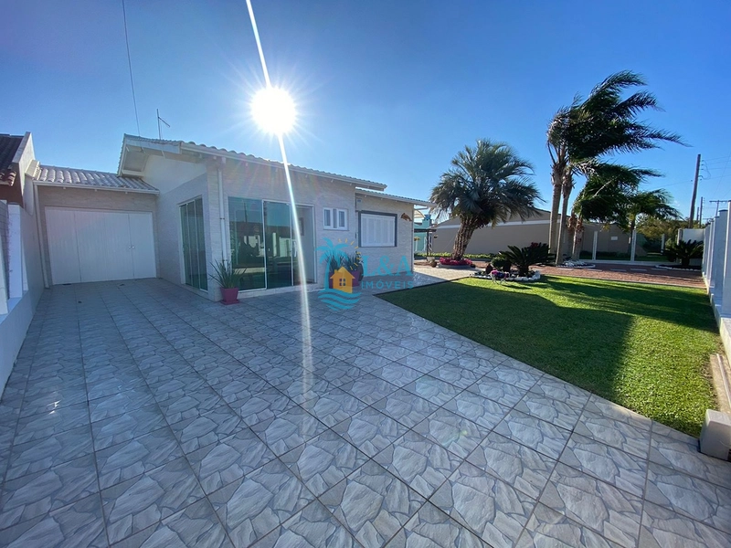 Casa a poucos metros do mar!: 34ª foto da galeria de imagens do imóvel