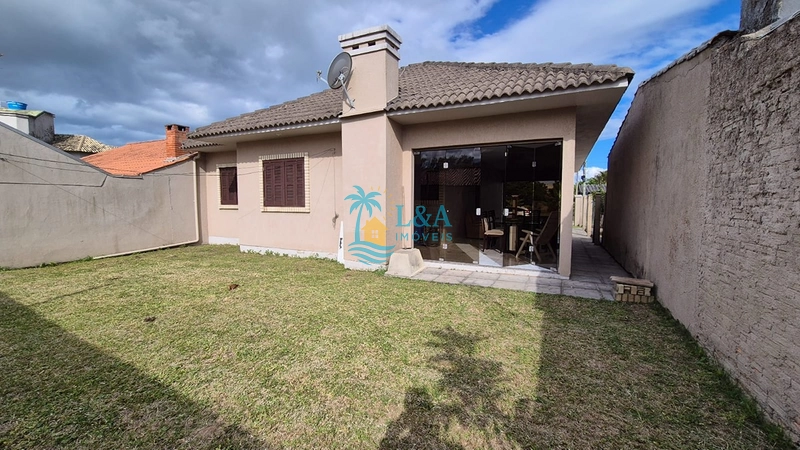 Casa mobiliada com amplo terreno e espaço gourmet – 3 dormitórios (1 suíte): 3ª foto da galeria de imagens do imóvel