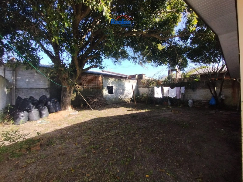 Casa ampla em um terreno de 300 m²: 5ª foto da galeria de imagens do imóvel