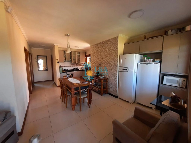 Casa Mobiliada com 3 Dormitórios, Piscina e Churrasqueira : 2ª foto da galeria de imagens do imóvel