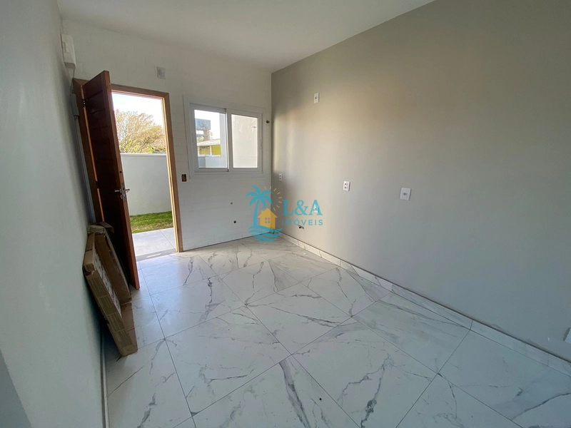 2 Dormitórios com Laje de Concreto: 3ª foto da galeria de imagens do imóvel