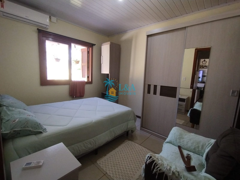 Casa próxima da avenida principal em Nova Tramandaí!: 3ª foto da galeria de imagens do imóvel