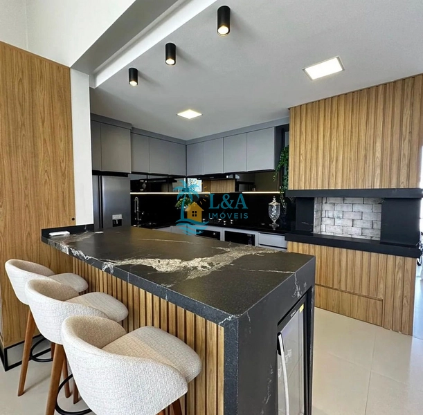 Casa de Alto Padrão – Mobiliada, Decorada e com Tecnologia de Conforto: 10ª foto da galeria de imagens do imóvel