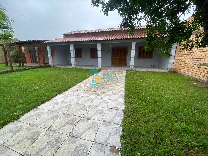 Excelente casa a apenas 250 metros do mar!: 3ª foto da galeria de imagens do imóvel