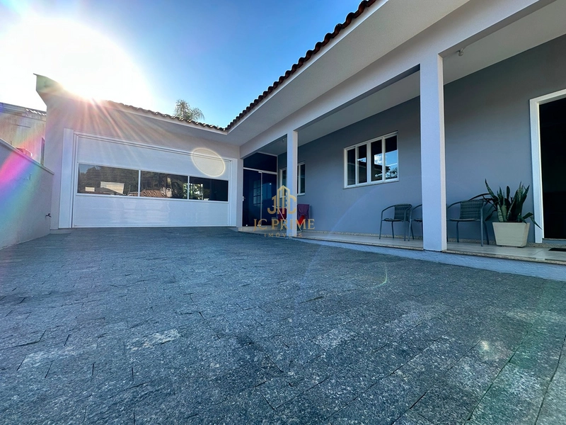 Casa à venda no Centro de Antônio Carlos/SC: 3ª foto da galeria de imagens do imóvel