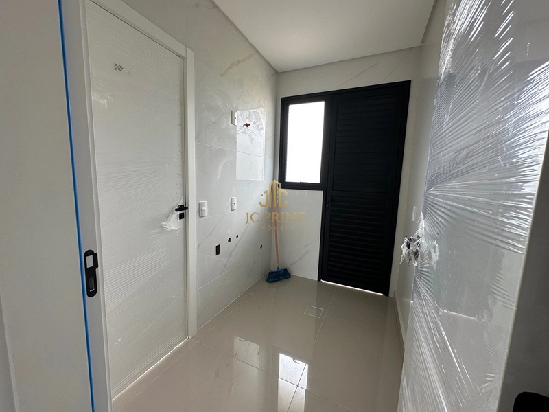 🏠 Casa 3 Dormitórios com área gourmet e piscina: 8ª foto da galeria de imagens do imóvel