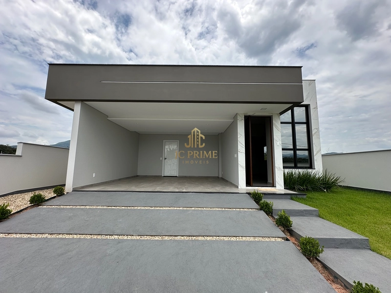 🏠 Casa 3 Dormitórios com área gourmet e piscina: 3ª foto da galeria de imagens do imóvel