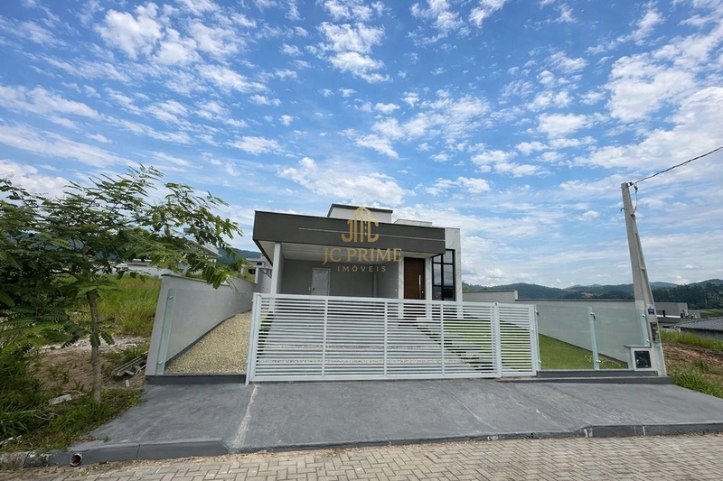 🏠 Casa 3 Dormitórios com área gourmet e piscina: 2ª foto da galeria de imagens do imóvel