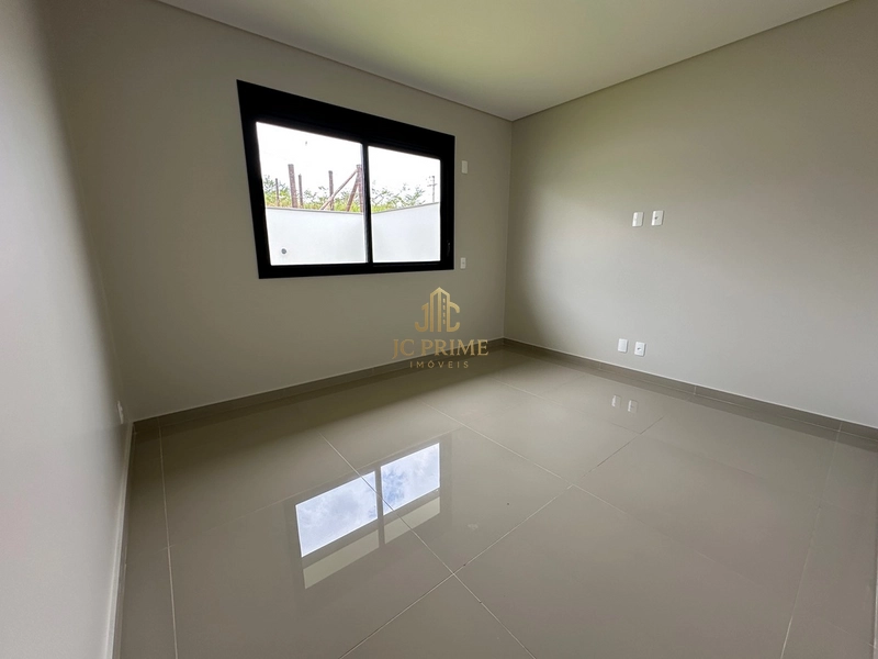 🏠 Casa 3 Dormitórios com área gourmet e piscina: 13ª foto da galeria de imagens do imóvel