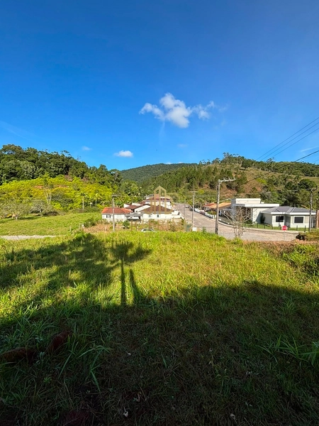 Terreno de Esquina à Venda no Centro de Antônio Carlos/SC: 4ª foto da galeria de imagens do imóvel
