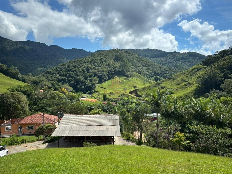 Sítio à Venda no Bairro Egito – Natureza, Tranquilidade e Qualidade de Vida: 4ª foto da galeria de imagens do imóvel