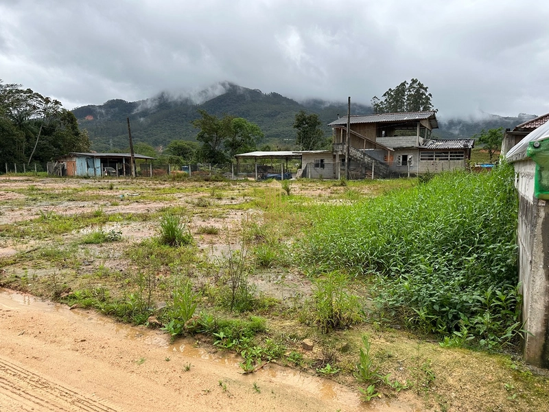 Oportunidade! Lote 03-C com 487,89m² por R$ 180 Mil: 1ª foto da galeria de imagens do imóvel