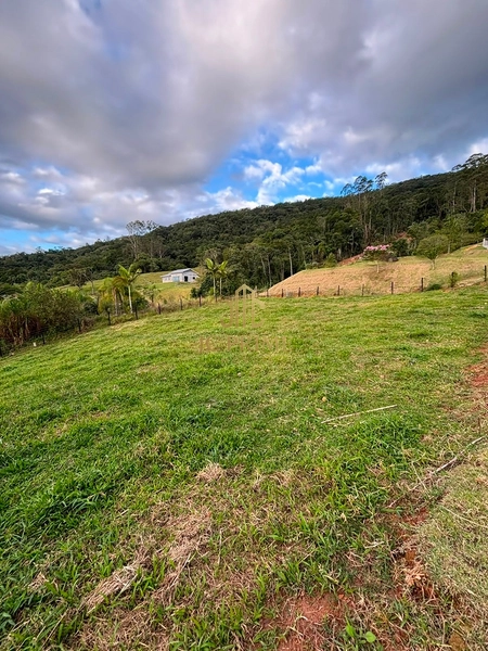 Área Rural com Lagoa – 3.728 m² | Próximo à BR-101 e Contorno Viário: 6ª foto da galeria de imagens do imóvel
