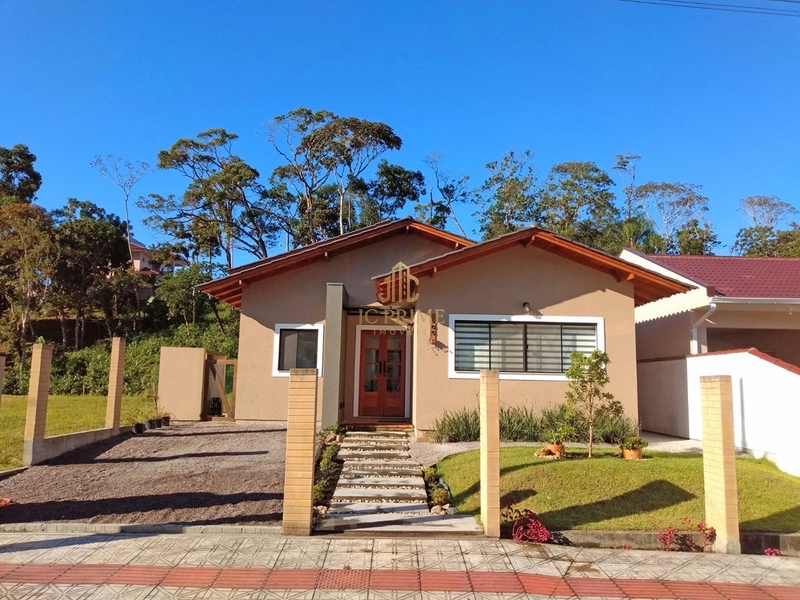 Casa Térrea de Alto Padrão com 3 Dormitórios e Amplo Terreno no Centro de Antônio Carlos/SC: 22ª foto da galeria de imagens do imóvel