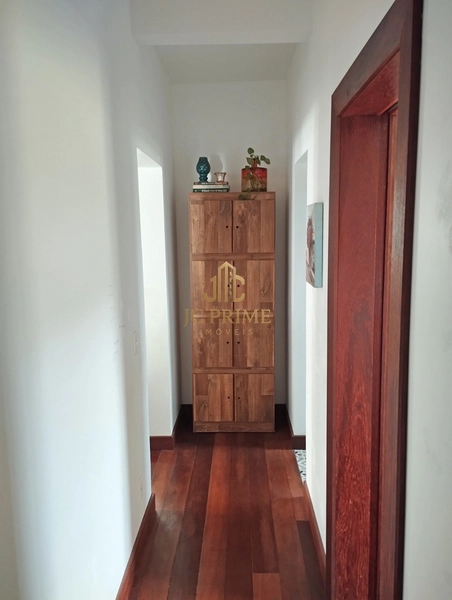 Casa Térrea de Alto Padrão com 3 Dormitórios e Amplo Terreno no Centro de Antônio Carlos/SC: 14ª foto da galeria de imagens do imóvel