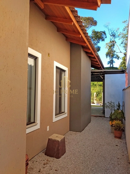 Casa Térrea de Alto Padrão com 3 Dormitórios e Amplo Terreno no Centro de Antônio Carlos/SC: 23ª foto da galeria de imagens do imóvel