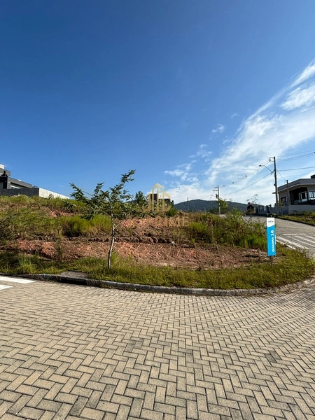 🏡 Terreno de esquina à venda no Loteamento Bremen!: 8ª foto da galeria de imagens do imóvel