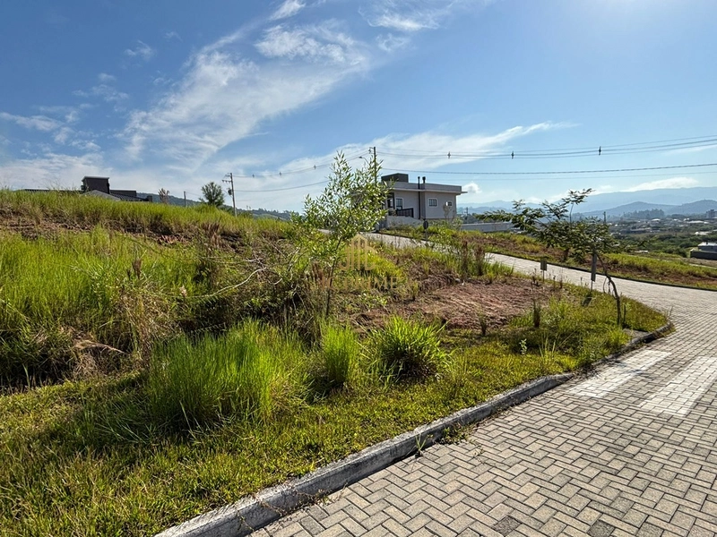 🏡 Terreno de esquina à venda no Loteamento Bremen!: 10ª foto da galeria de imagens do imóvel