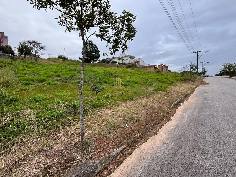 🏢 Excelente oportunidade comercial no Loteamento Santa Catarina!: 6ª foto da galeria de imagens do imóvel