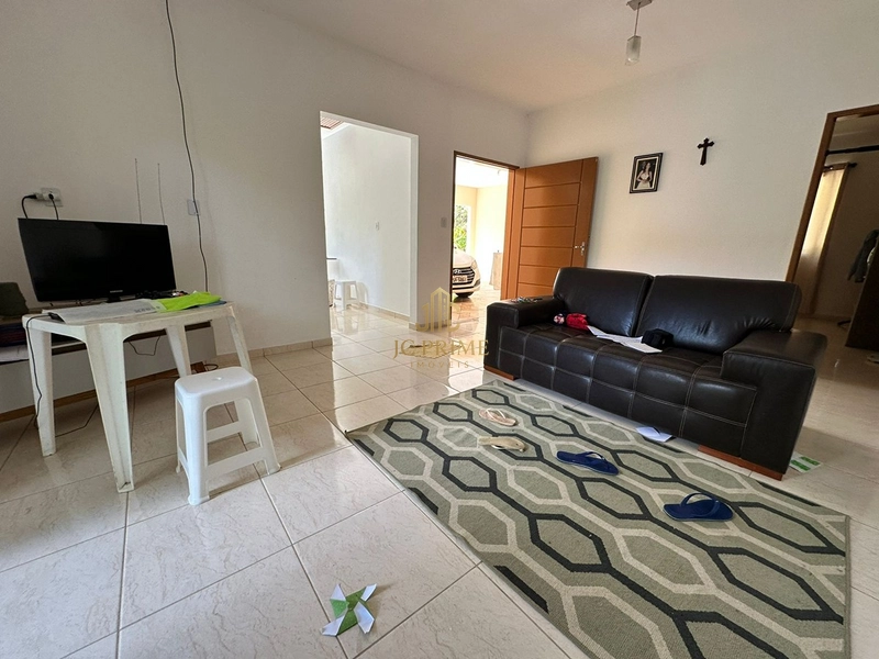 Viva com espaço e tranquilidade: 4.400m² com casa ampla e área gourmet: 27ª foto da galeria de imagens do imóvel