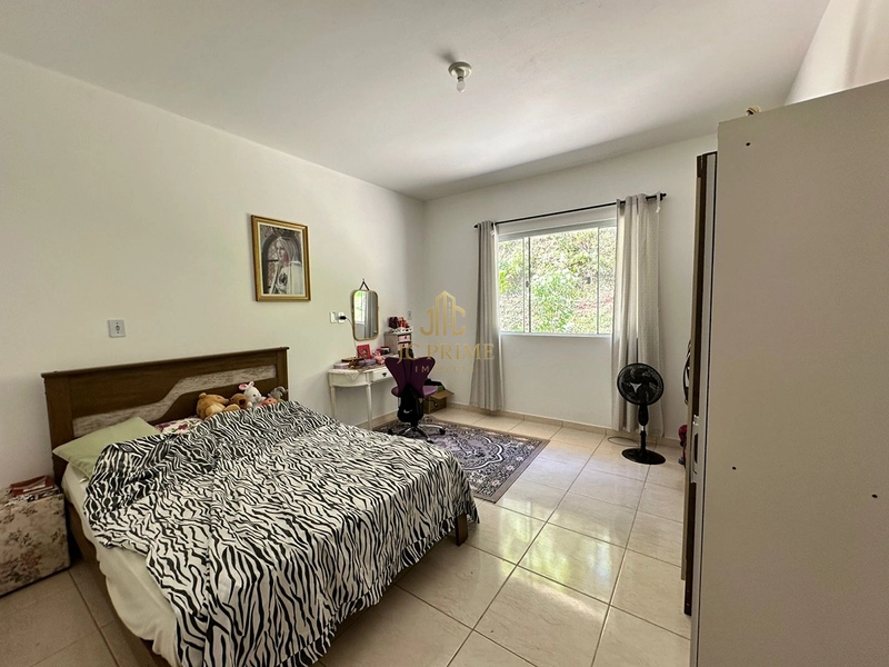 Viva com espaço e tranquilidade: 4.400m² com casa ampla e área gourmet: 19ª foto da galeria de imagens do imóvel