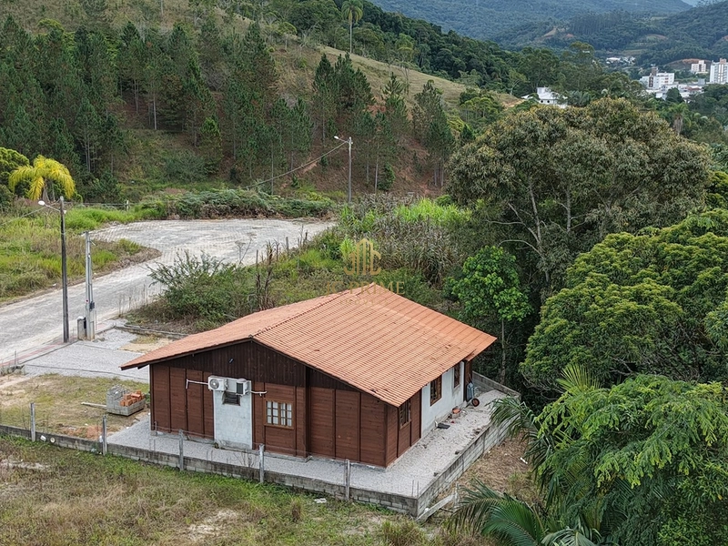 Casa à venda no Centro de Antônio Carlos : 7ª foto da galeria de imagens do imóvel