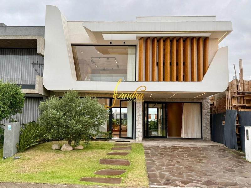 Sobrado beira lago, com piscina aquecida: 18ª foto da galeria de imagens do imóvel