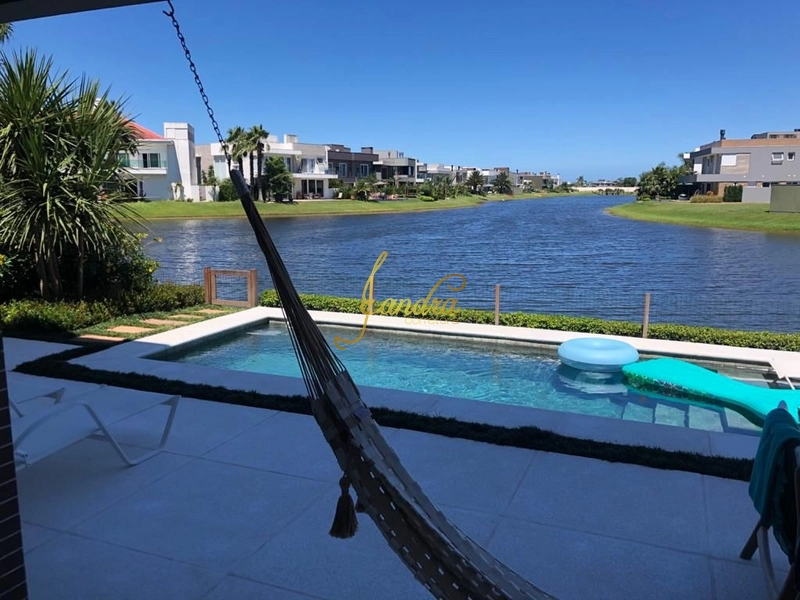 SOBRADO BEIRA LAGO: 8ª foto da galeria de imagens do imóvel