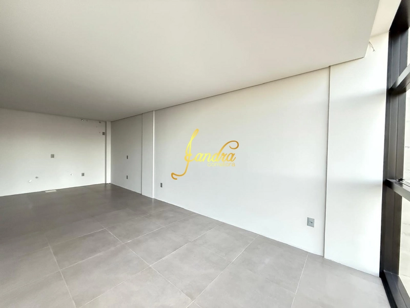 Apartamento de 1dormitório de frente e com box: 1ª foto da galeria de imagens do imóvel