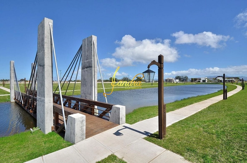 Lote Beira Lago: 9ª foto da galeria de imagens do imóvel