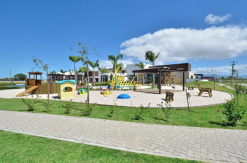 Lote Beira Lago: 5ª foto da galeria de imagens do imóvel