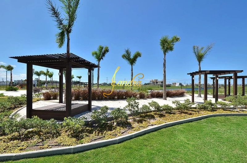 Lote  condominio fechado com 560m2 Estuda entrada + saldo 60x direto: 6ª foto da galeria de imagens do imóvel