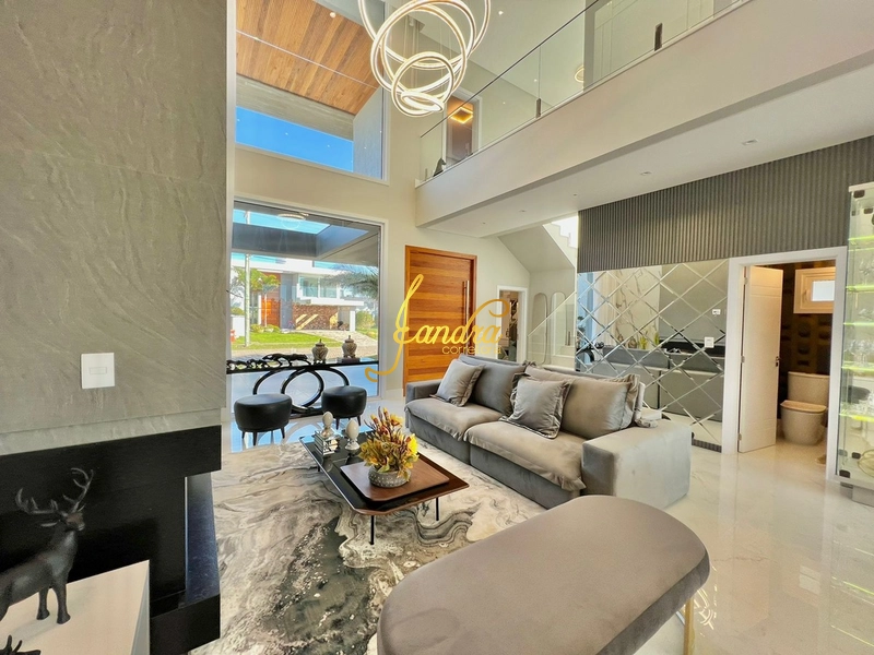 Sobrado mobiliado e decorado com piscina e sala de cinema: 30ª foto da galeria de imagens do imóvel