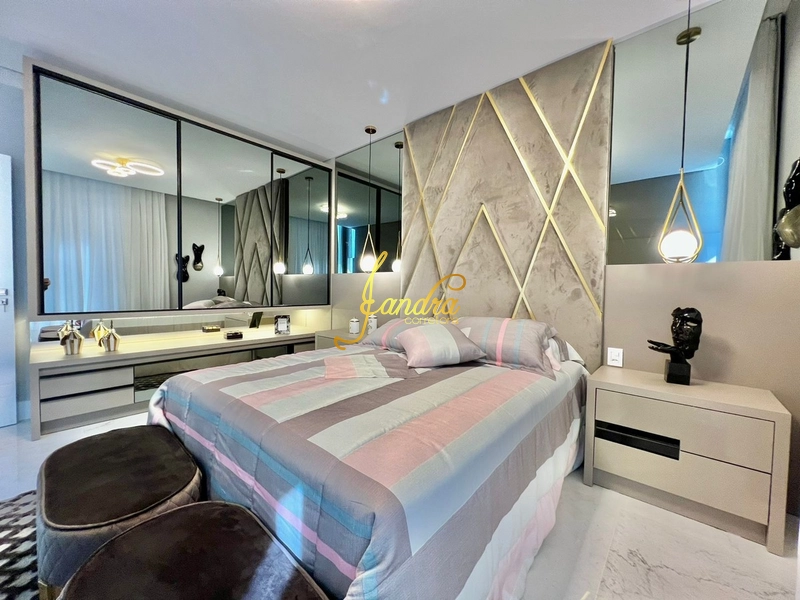 Sobrado mobiliado e decorado com piscina e sala de cinema: 27ª foto da galeria de imagens do imóvel