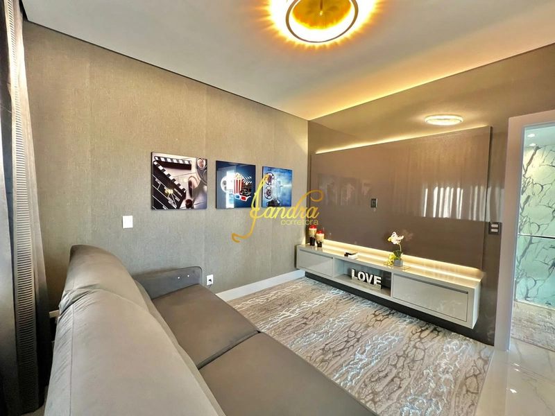Sobrado mobiliado e decorado com piscina e sala de cinema: 31ª foto da galeria de imagens do imóvel
