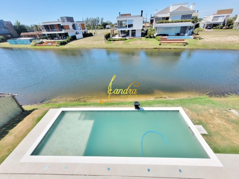 Sobrado com piscina, 05 suítes, elevador: 19ª foto da galeria de imagens do imóvel