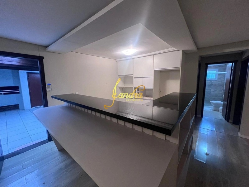 Casa de esquina, com dois dormitórios semi mobiliada: 5ª foto da galeria de imagens do imóvel