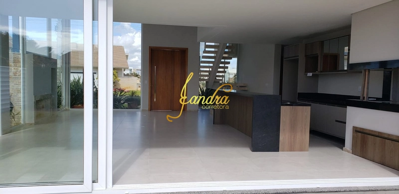 Casa em Condomínio beira mar, semi mobiliada: 3ª foto da galeria de imagens do imóvel