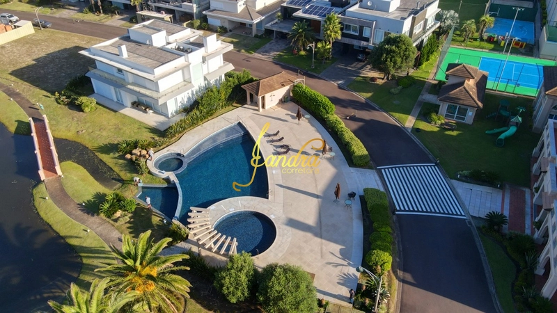 Lote com 468 m2 em condomínio beira mar em Xangri-la: 1ª foto da galeria de imagens do imóvel