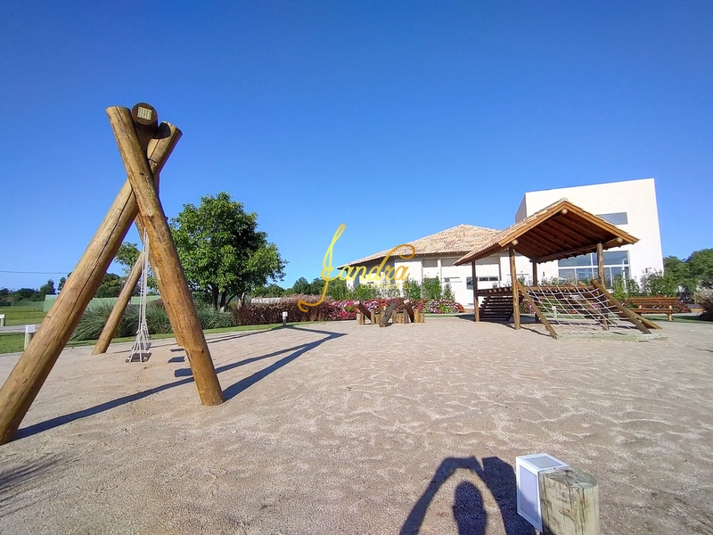Lote com 360 m2 em condomínio fechado: 9ª foto da galeria de imagens do imóvel