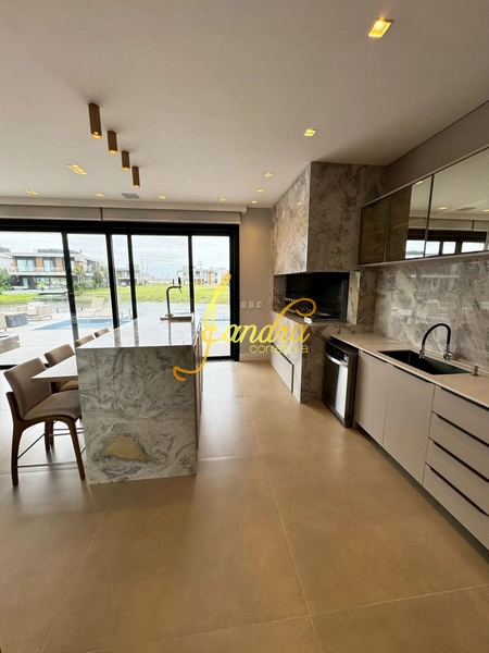Sobrado mobiliado e decorado, beira Lago: 18ª foto da galeria de imagens do imóvel