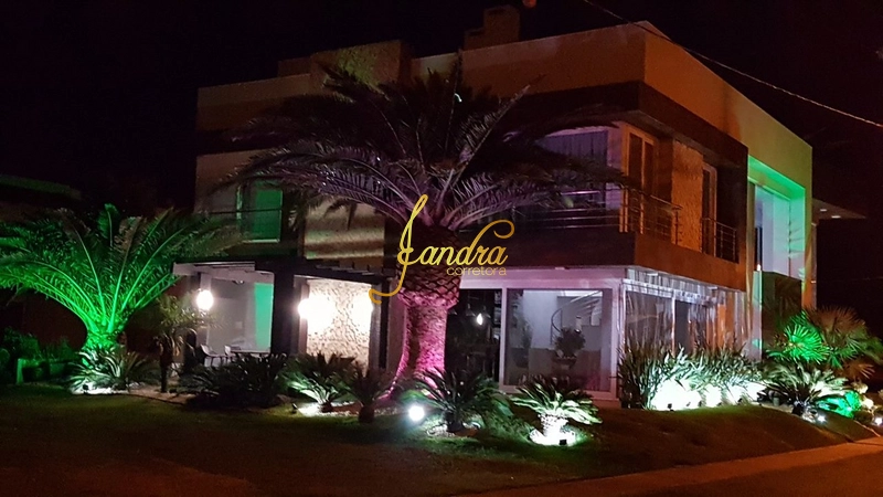 Sobrado triplex com elevador, mobiliado e decorado: 24ª foto da galeria de imagens do imóvel