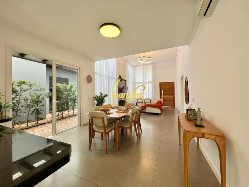 Casa térrea em condomínio fechado: 1ª foto da galeria de imagens do imóvel