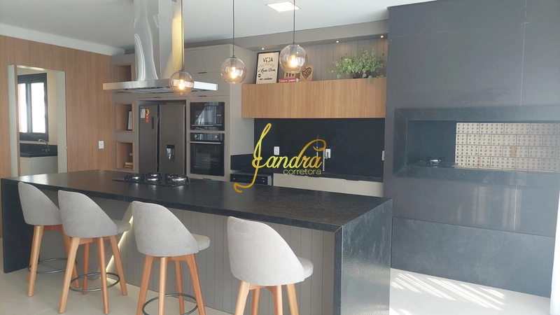Casa térrea com 4 suítes  mobiliada e decorada: 19ª foto da galeria de imagens do imóvel