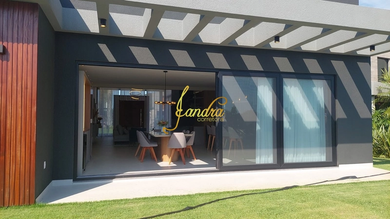 Casa térrea com 4 suítes  mobiliada e decorada: 3ª foto da galeria de imagens do imóvel